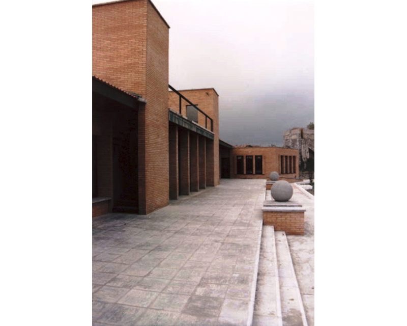 Centro Social de Iruna de Oca (Alava) 1986 imagen exterior Arquitecto Vitoria Gasteiz