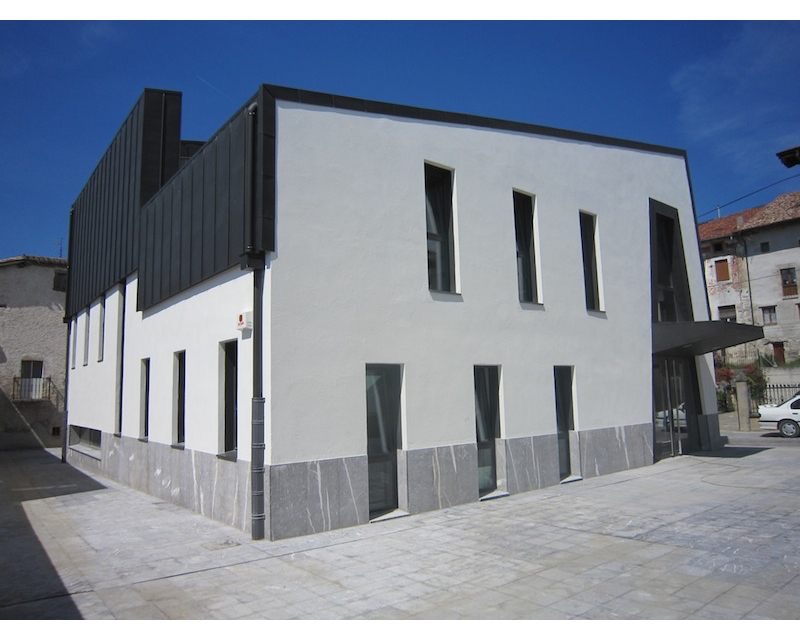 Biblioteca Municipal Agurain-Salvatierra (Alava) 2011 imagen exterior Arquitecto Vitoria Gasteiz