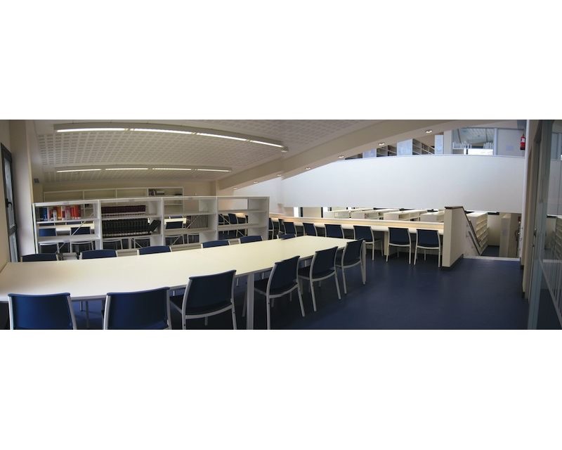 Biblioteca Municipal Agurain-Salvatierra (Alava) 2011 imagen interior Arquitecto Vitoria Gasteiz