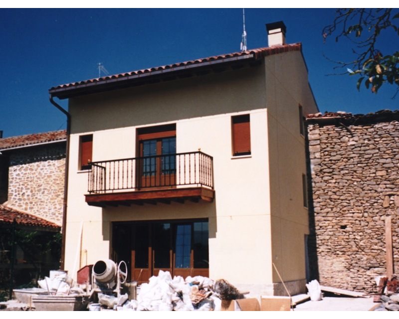 Restauracion Rehabilitacion Lienzo de Muralla en Agurain/Salvatierra (Alava) 1999 imagen exterior Arquitecto Vitoria Gasteiz
