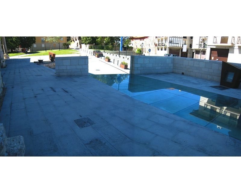 Restauracion Rehabilitacion Lienzo de Muralla en Agurain/Salvatierra (Alava) 2009 imagen exterior Arquitecto Vitoria Gasteiz