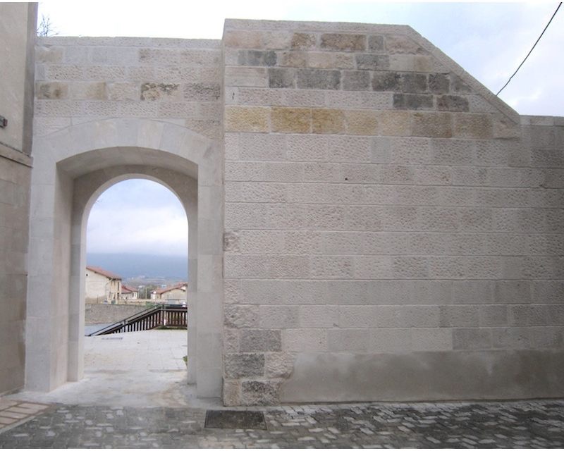 Restauracion Rehabilitacion Lienzo de Muralla en Agurain/Salvatierra (Alava) 2011 imagen exterior Arquitecto Vitoria Gasteiz