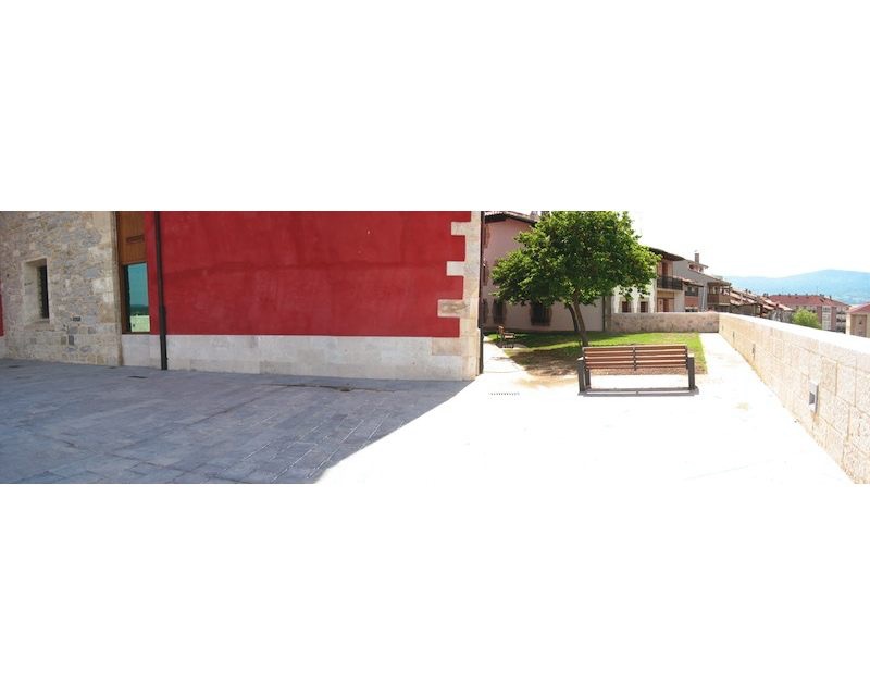 Urbanzacion entorno Casa Consistorial en Agurain/Salvatierra (Alava) 2006 imagen exterior Arquitecto Vitoria Gasteiz