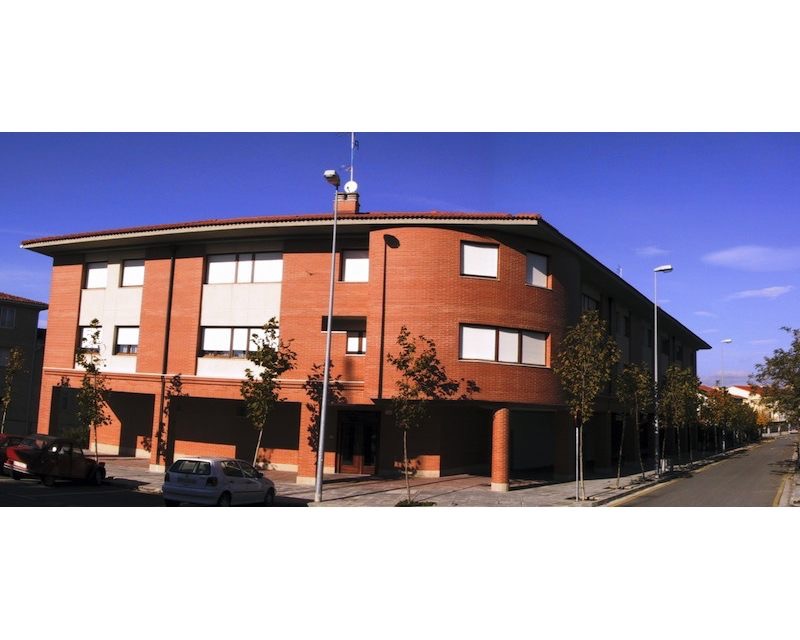 9 Viviendas vpo Vitoria/Gasteiz (Alava) 1991 imagen exterior Arquitecto Vitoria Gasteiz