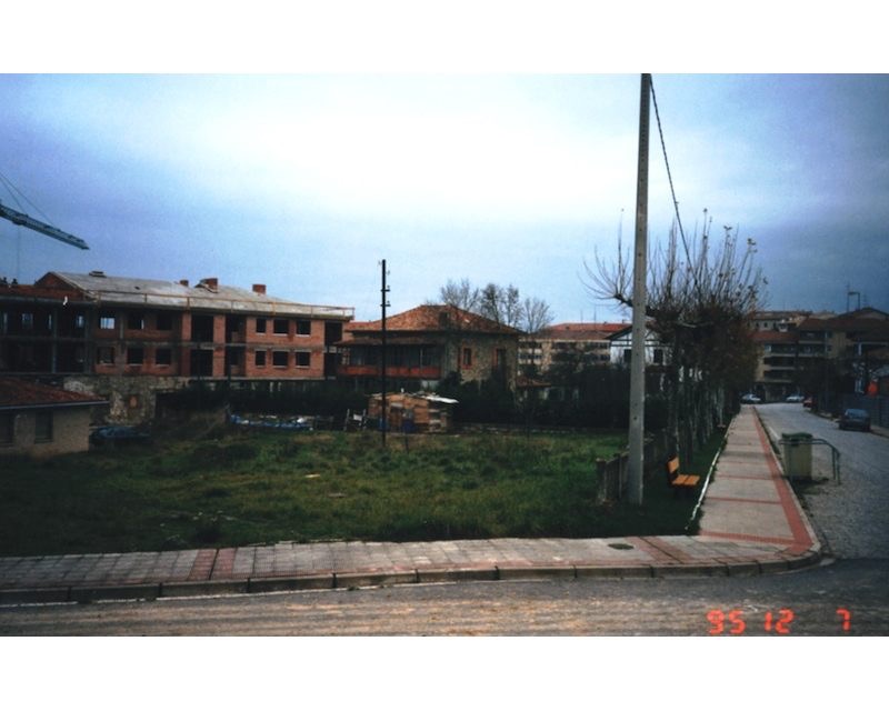 9 Viviendas vpo Vitoria/Gasteiz (Alava) 1991 imagen exterior Arquitecto Vitoria Gasteiz