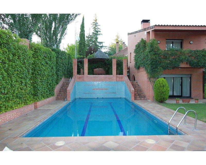 Vivienda unifamiliar en Puerta de Hierro (Madrid) 1985 imagen exterior Arquitecto Vitoria Gasteiz