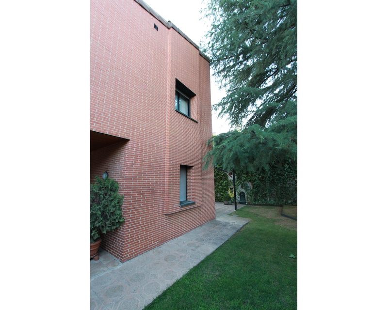 Vivienda unifamiliar en Puerta de Hierro (Madrid) 1985 imagen exterior Arquitecto Vitoria Gasteiz