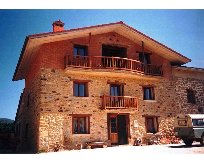 Vivienda unifamiliar en Larrea (Alava) 1993 imagen exterior Arquitecto Vitoria Gasteiz