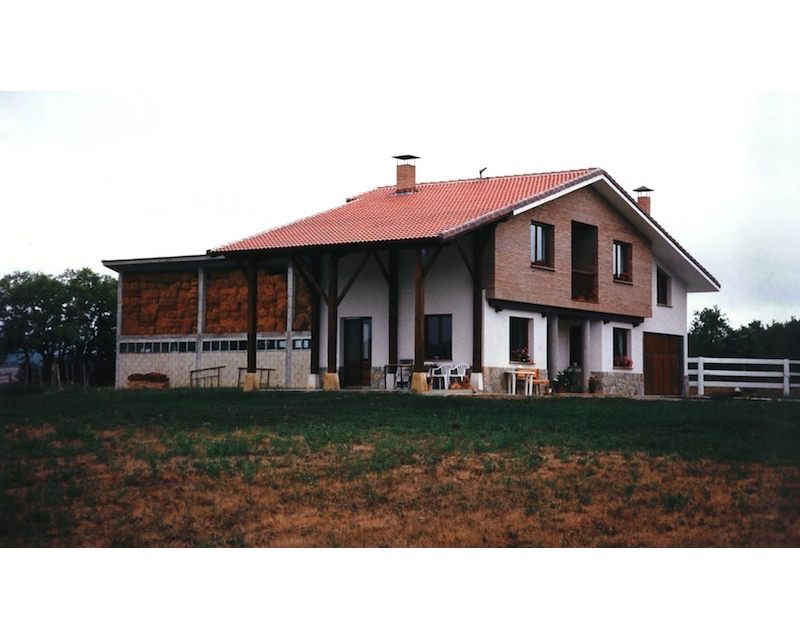 Vivienda unifamiliar en Ondategui (Alava) 1994 imagen exterior Arquitecto Vitoria Gasteiz