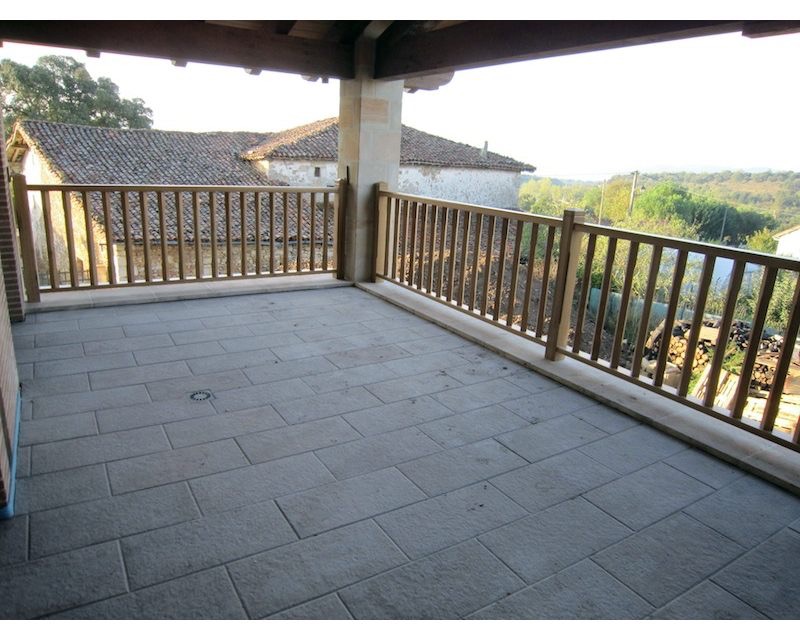 Vivienda y rehabilitacion de cuadra en Aguillo (Burgos) 2012 imagen exterior Arquitecto Vitoria Gasteiz